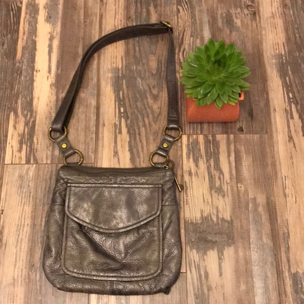 Fossil 54 pewter color distressed leather purse